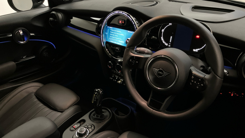 MINI Hatchback 135kW Cooper S Level 3 33kWh 3dr Auto Electric Hatchback